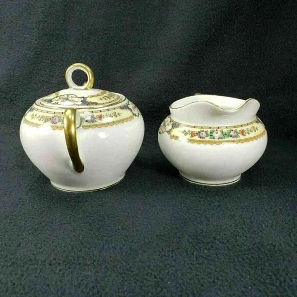 Thomas‎ Bavaria Golden Pheasant Creamer and Sugar Gold Trim Bird Floral Antique